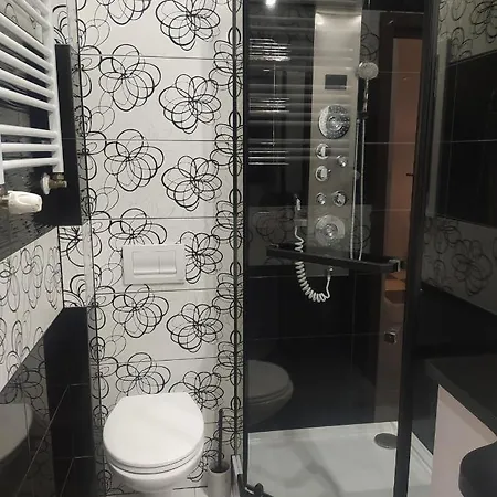 Rodzinny Z Ogrodkiem W Centrum Gizycka * Гижицко